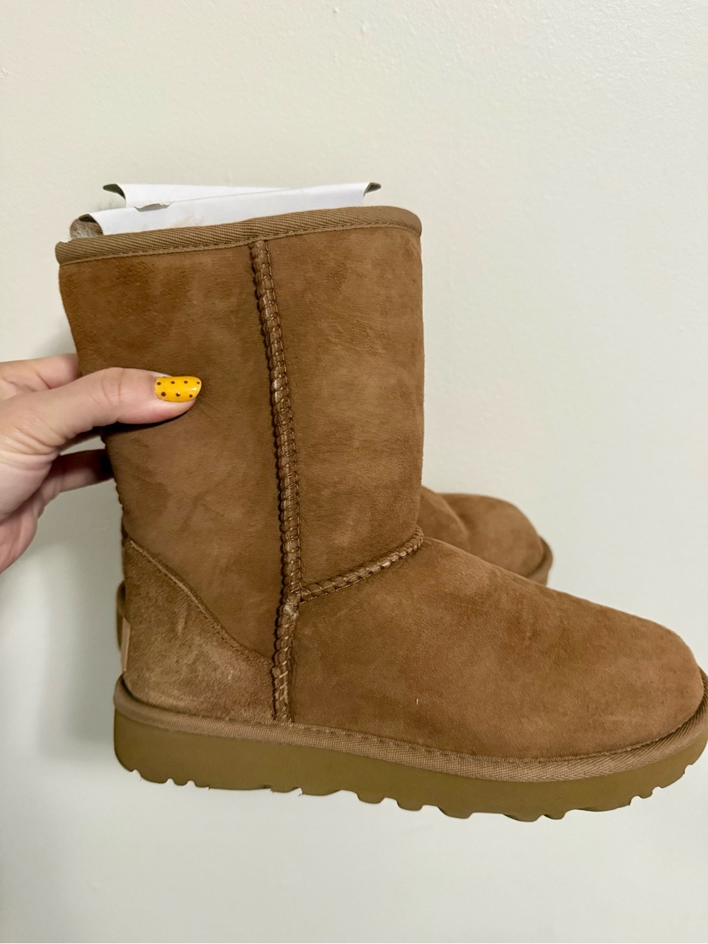 Women’s UGG Classic Short: Chestnut